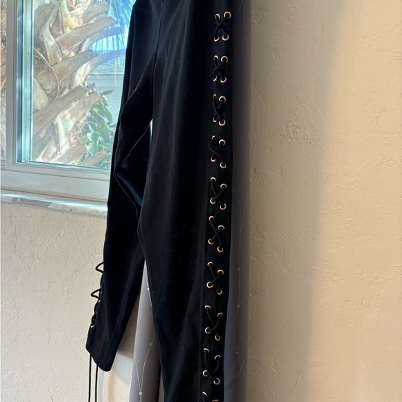 Zumba black Lace-Up Leggings - Picture 2 of 4